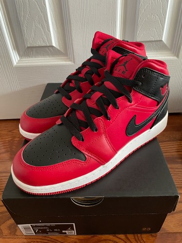 Nike Jordan 1 Mid Reverse Bred GS 7y 