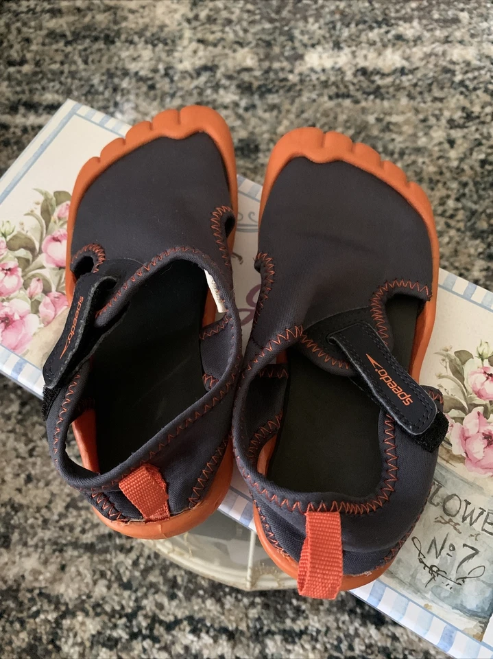 Speedo Niños Aqua Calcetines Agua Zapatos Gris y Naranja Talla XL Usados Foto 3 de 3
