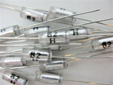 12X - 82pF @ 630 VOLTS (2.5%) Axial FILM/FOIL POLYSTYRENE CAPACITOR - HiFi/Audio