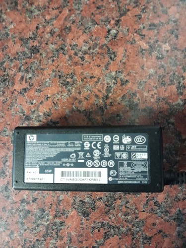 HP PA1650 32HN Netzadapter.  18,5 V Ausgang.  Laptop Ladegerät. Will Come With Power
