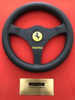 MOMO Volante F1 レーシングホイール 1998 週末セール Iconic Auctioneers | Replica Momo Volante F1 steering wheel