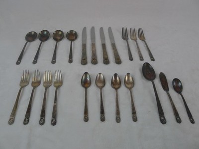 Vintage 1847 Rogers Bros - Eternally Yours Silver Plate Silverware 22 pieces