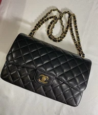Chanel classic jumbo flap bag! Free Samorga organizer! Brand New