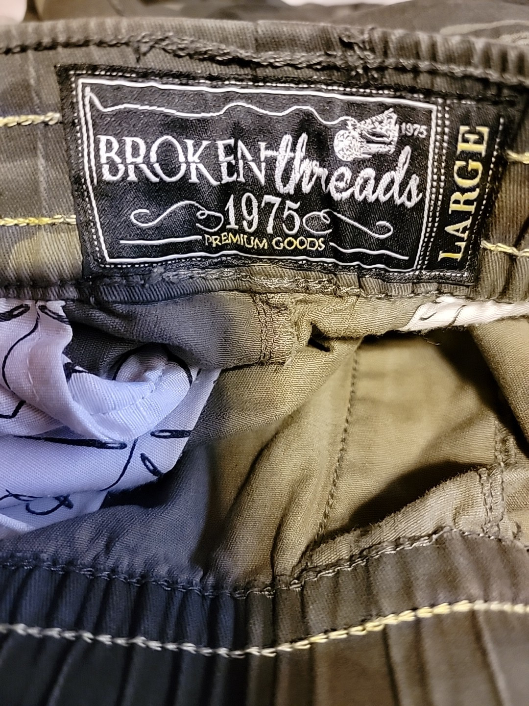 Broken Threads Cargo Pockets Drawstring Camouflag… - image 6