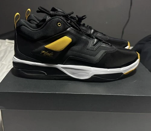 Air Jordan Stay Loyal 3 Black Yellow 