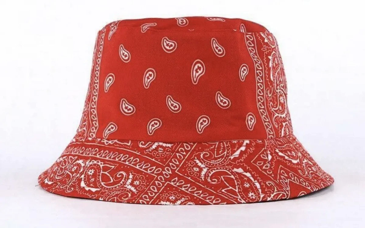 Red bandana best sale bucket hat