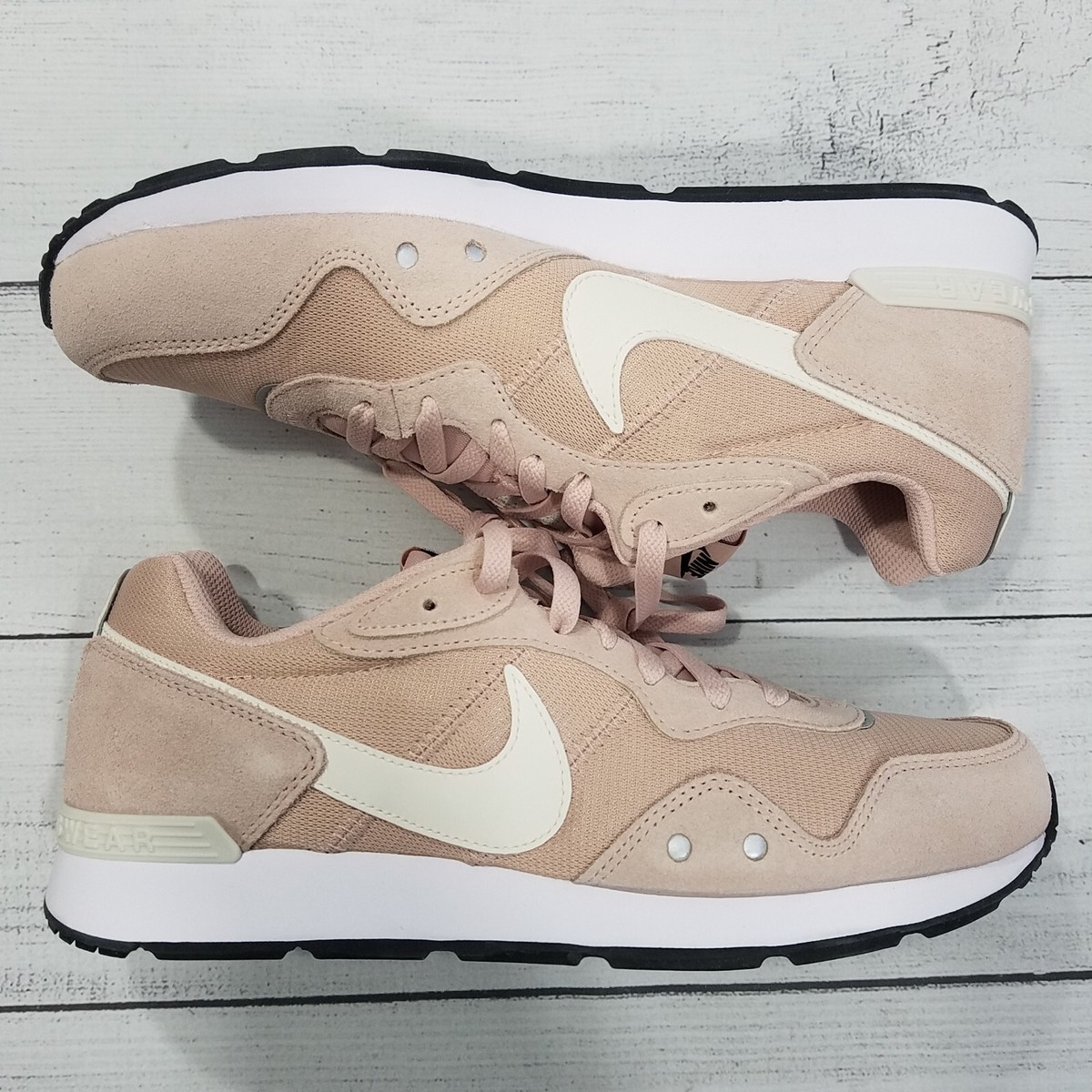 khaki venture runner trainers