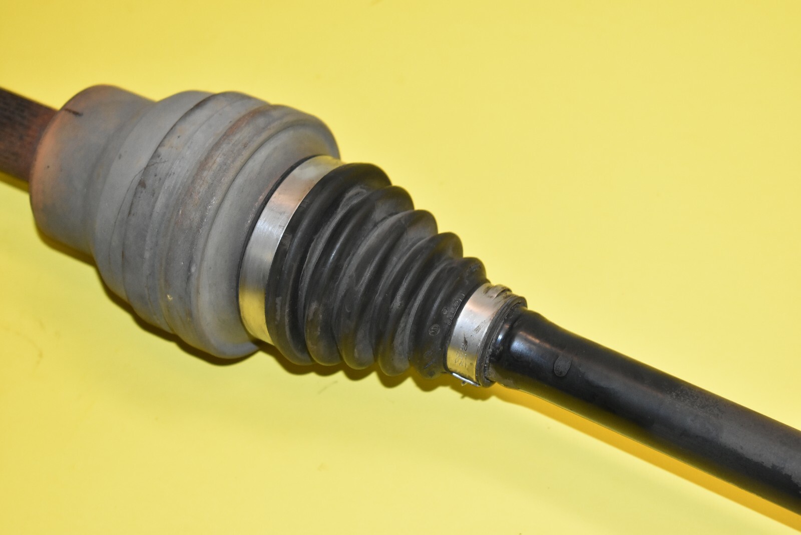 05 06 07 Volvo XC90 Axle Shaft Driveshaft Right Passenger Rear 4.4L V8