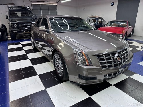 2012 Cadillac CTS 29K MILES - ONE OWNER SINCE NEW - 3.0L LUXURY - STUNNING! - Picture 3 of 24