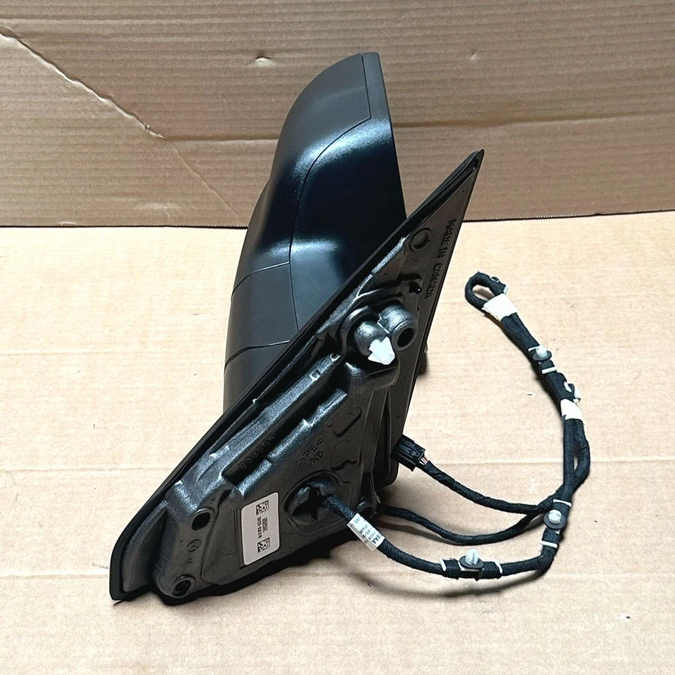 Espejo retrovisor exterior derecho nuevo OEM 2025 Ram 1500 Mopar, 68569554AC Foto 3 de 4