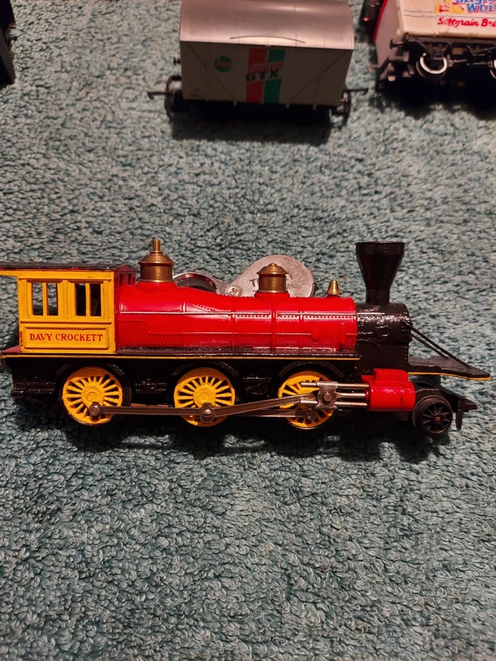 TRIANG LOCOMOTIVE  DAVEY CROCKETT  OO GAUGE  1963 - Image 3 of 4