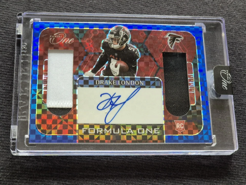 2022 Panini One Football Drake London Formula One RC Patch Auto Blue /35 Falcons