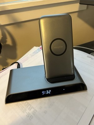 Mophie Powerstation Wireless Charging Dock with Removable 10,000mAh Power Bank