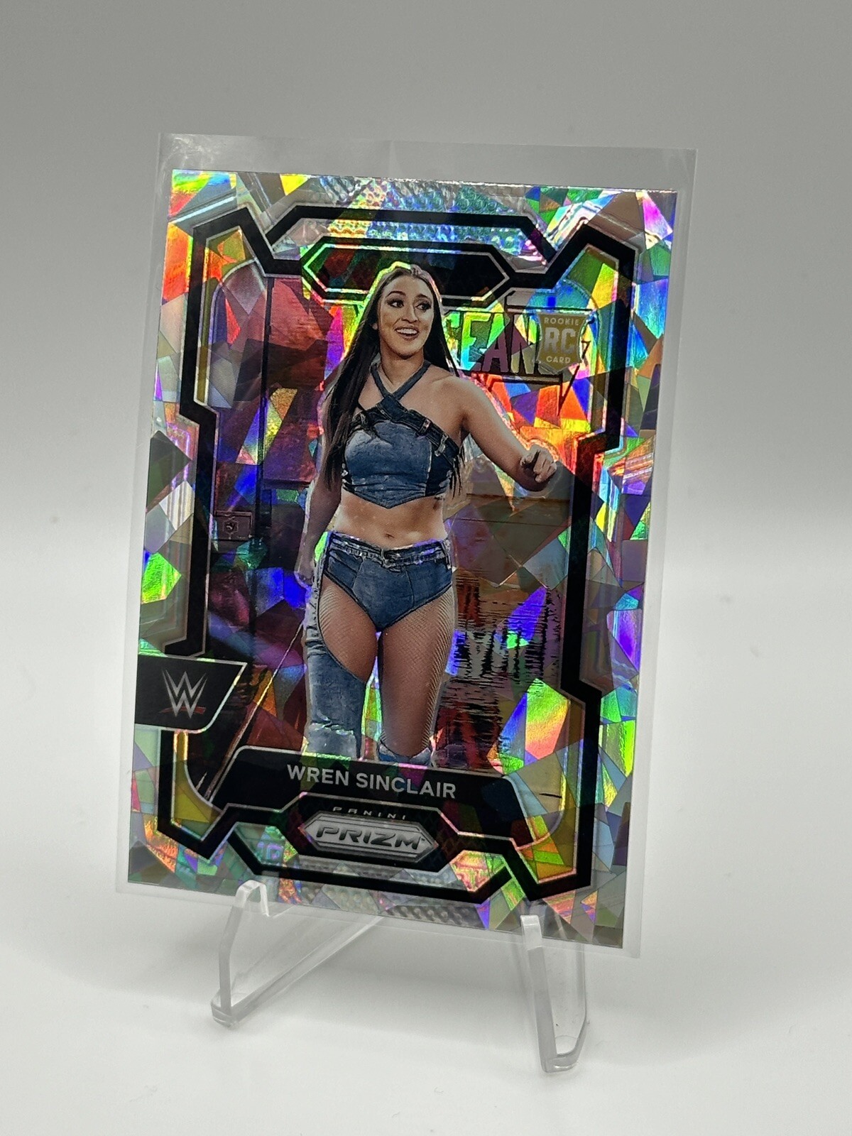 2024 WWE Prizm Wren Sinclair Cracked Ice Prizm Parallel Rookie RC #195