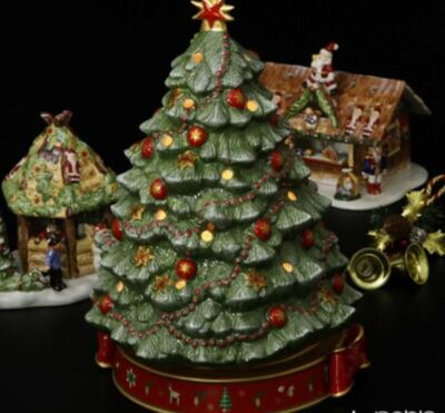 Villeroy & Boch Toy's Delight Christmas Tree with Music Box ~NEW