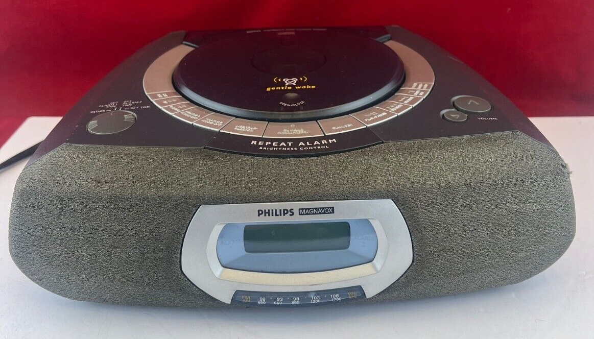 Philips AJ3935 Am/fm/cd Stereo Clock Radio Alarm. Four