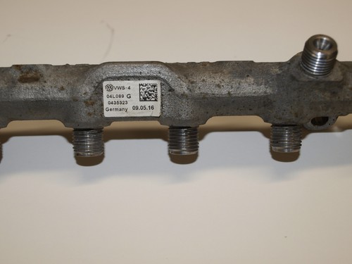 Vw Railrohr 0435323 Kraftstoff Verteilerrohr 04L089G Gebraucht