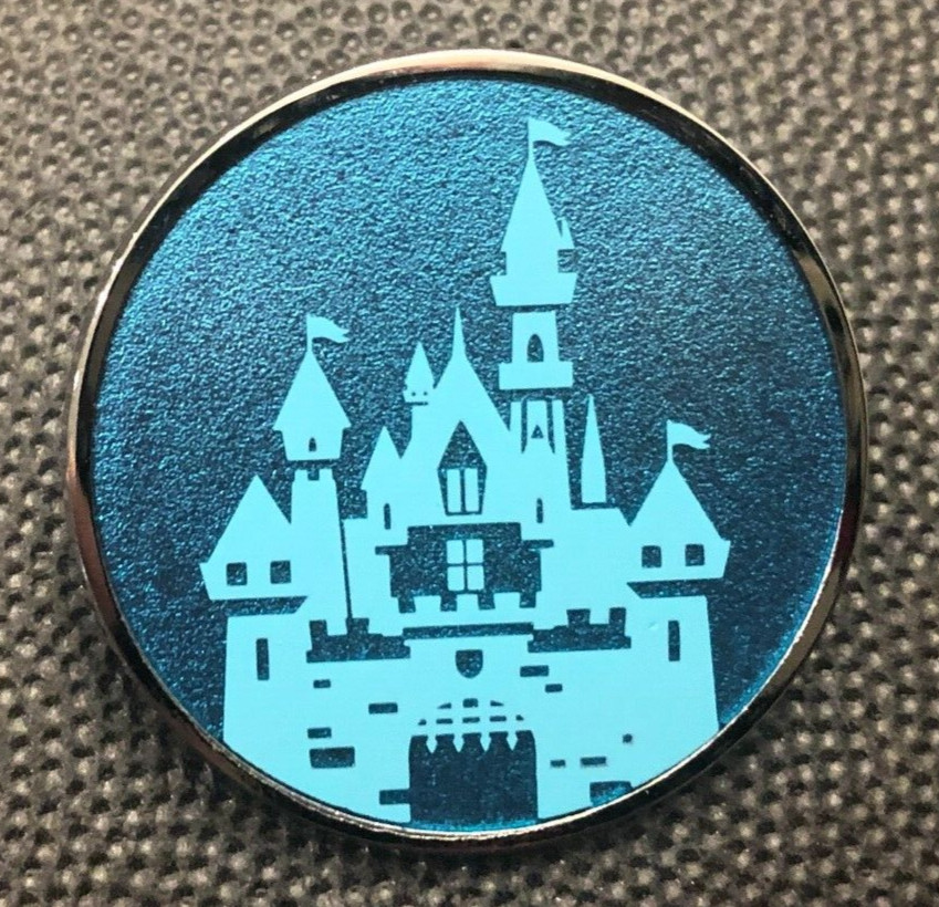 Disney pin 146859 Disneyland Sleeping Beauty Castle Magic is Back 2021 reopening