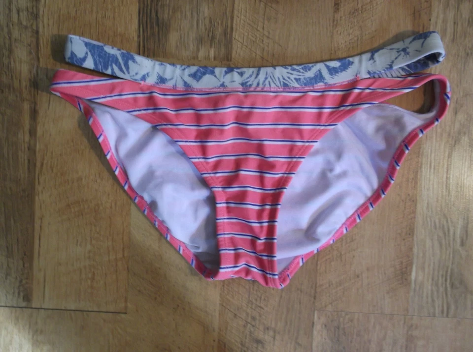 Купальник бикини женский Malibu Dream Girl 2 штуки размер M верхний размер L низ - Изображение 3 из 4