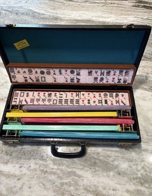 Vintage Mid-Century Bakelite Mahjong Mah Jong Set 168 Rose Color Tiles 1967