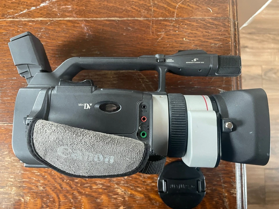 Canon DM-GL2 MiniDV Camcorder ~ Tested READ DESCRIPTION - Image 2 of 4