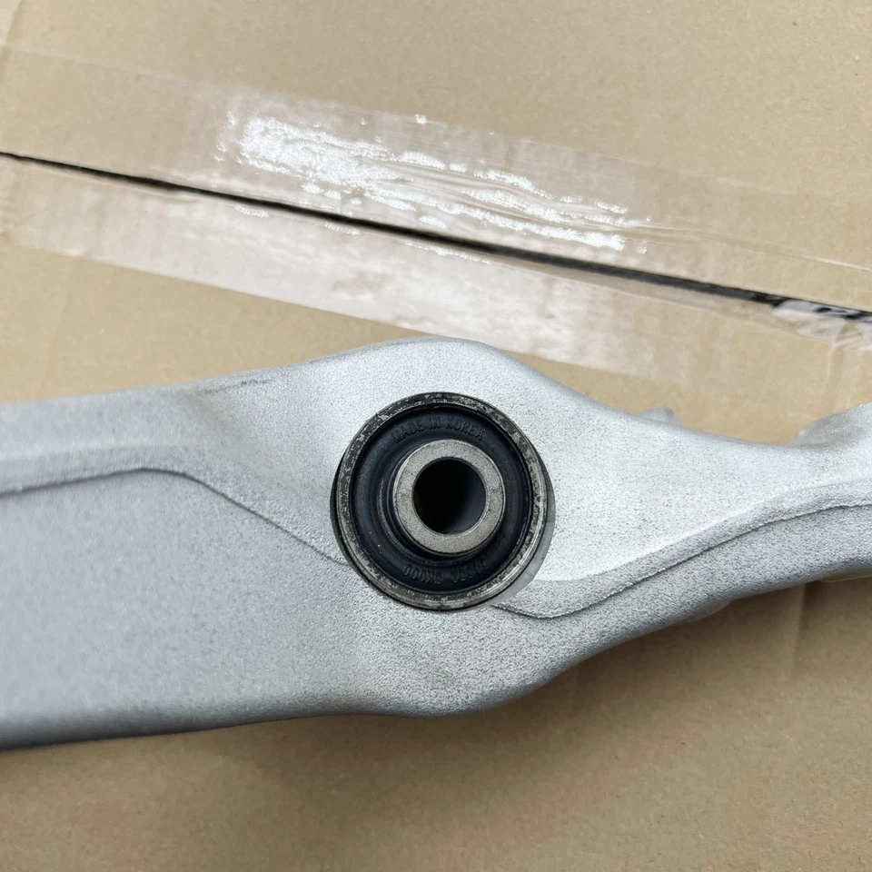 Brazo de control de rótula inferior del lado del conductor delantero izquierdo para HYUNDAI AZERA 2006-2011 Foto 4 de 4