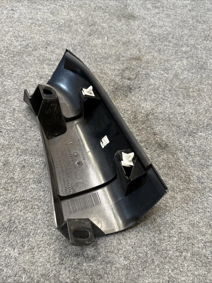 CHEVROLET EXPRESS 3500 2500 1500 CUBIERTA DE MOLDURA DE ESQUINA TRASERA IZQUIERDA OEM 2003-2024 Foto 4 de 4