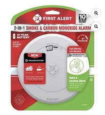 First Alert  2-IN-1 Smoke  Carbon Monoxide Alarm  New in Box
