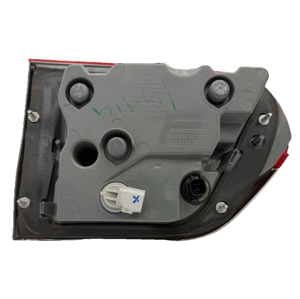 Jeep Grand Cherokee 2014-2019 conductor tapa interior luz trasera lámpara derecha OEM 68110046AC Foto 3 de 3