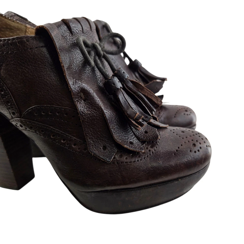 Tacones Frye Mujer 7 Naiya Kiltie Oxford Plataforma Cuero Marrón Oscuro Academia Foto 3 de 4