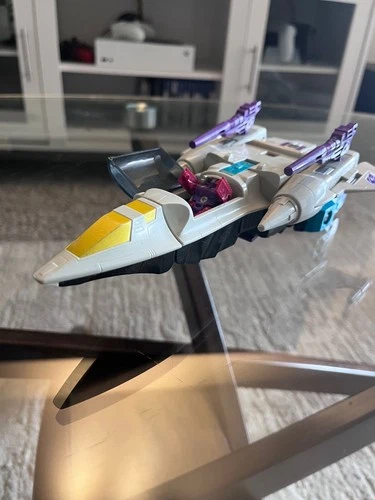 Snapdragon Vintage 1987 G1 Transformers Hasbro Action Figure with Accessories.