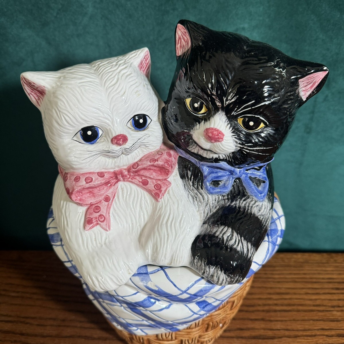 JC Penney Cookie Jar Ceramic Kitty Cats In Basket Small Chips | eBay