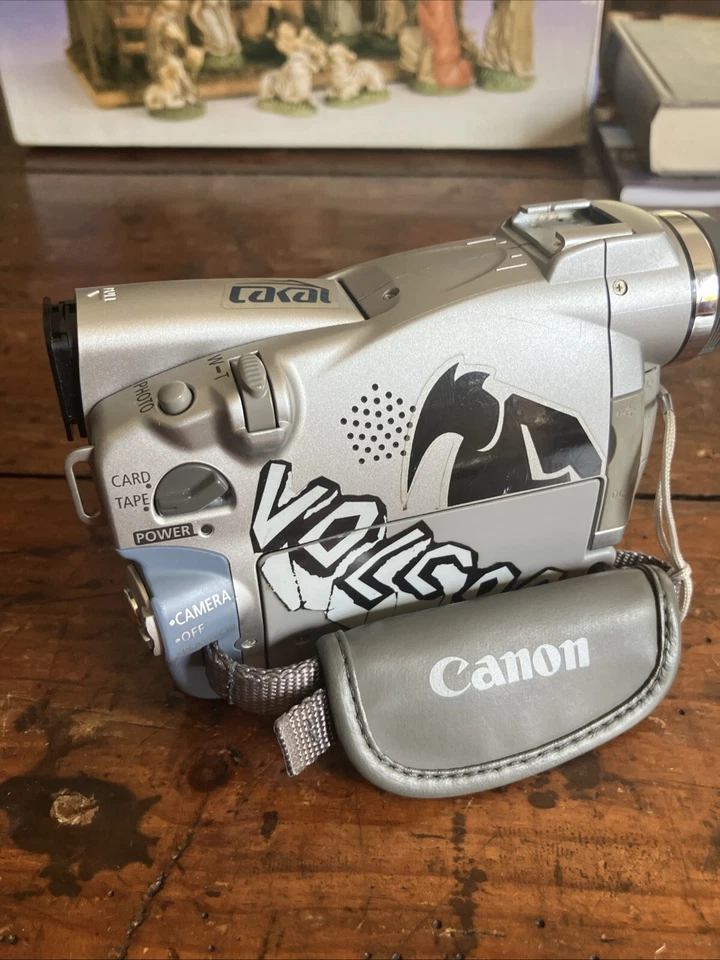 Canon ZR45MC Silver Mini DV Camcorder. Untested - Image 3 of 4