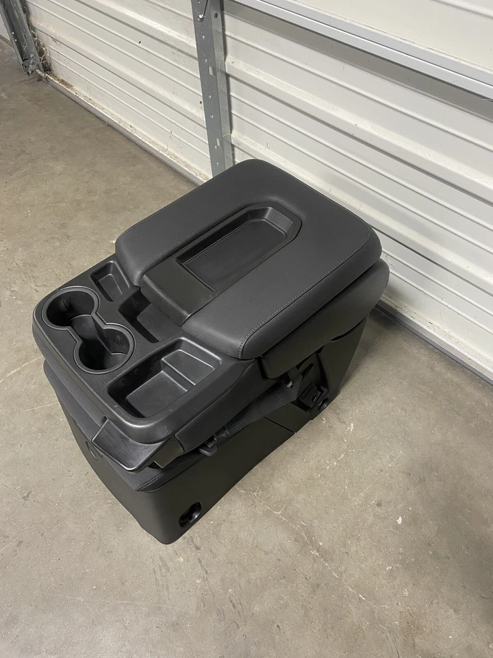 Chevrolet Silverado GMC Sierra Tahoe 2019-2025 consola central asiento de salto almacenamiento Foto 3 de 4