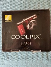 Nikon Coolpix L20 10 MP 3.6x Zoom Camera , Works Great But Battery Lid Iscracked