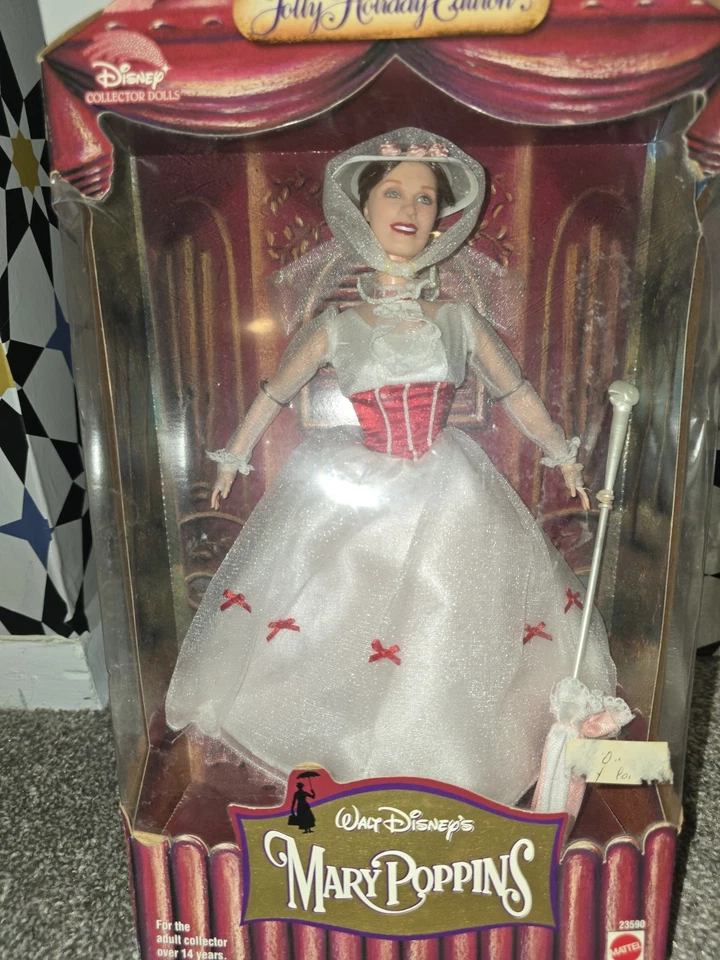 NIB Disney Barbies Cruella DeVIlle Villans & Mary Poppins Jolly Hollidays - Image 2 of 4