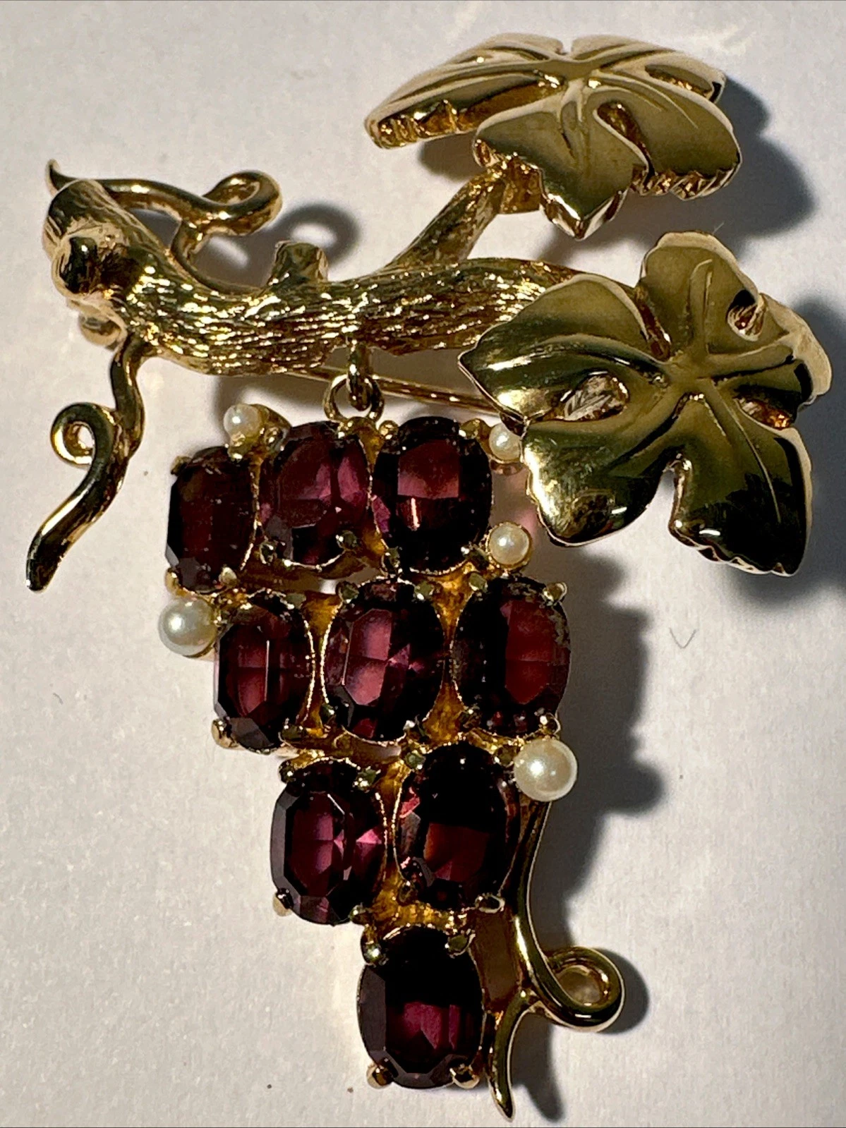 Broche Vigne / Raisin Dorée , Grappe De Raisin Strass Violet Pendante, Perlée