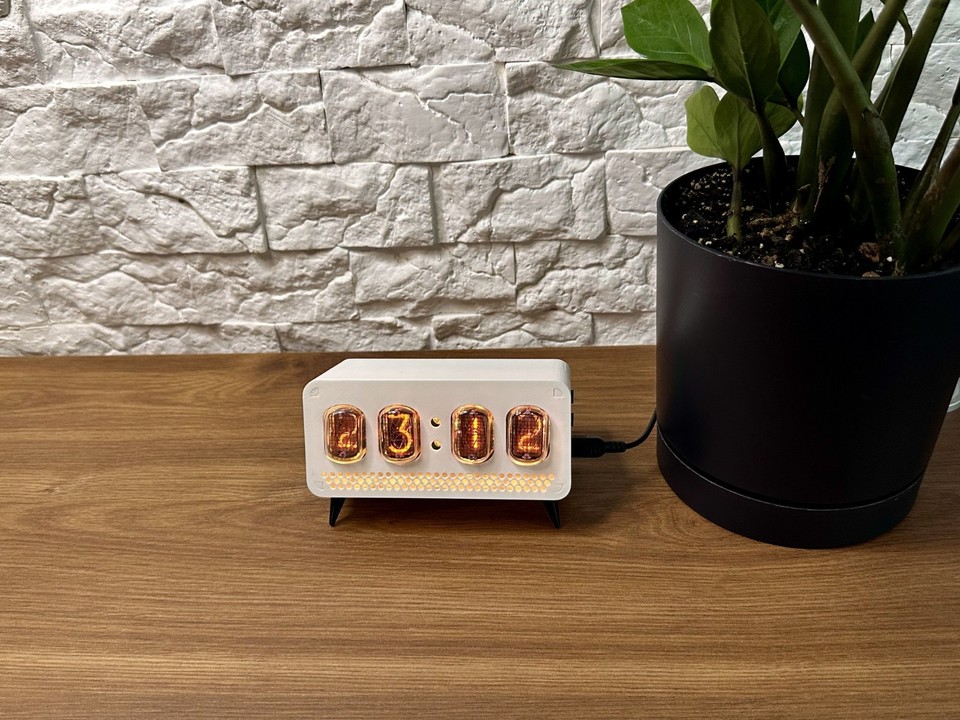NIXIE CLOCK In-12 with tubes 4 Digits + LED RGB Backlight + Mini USB ...