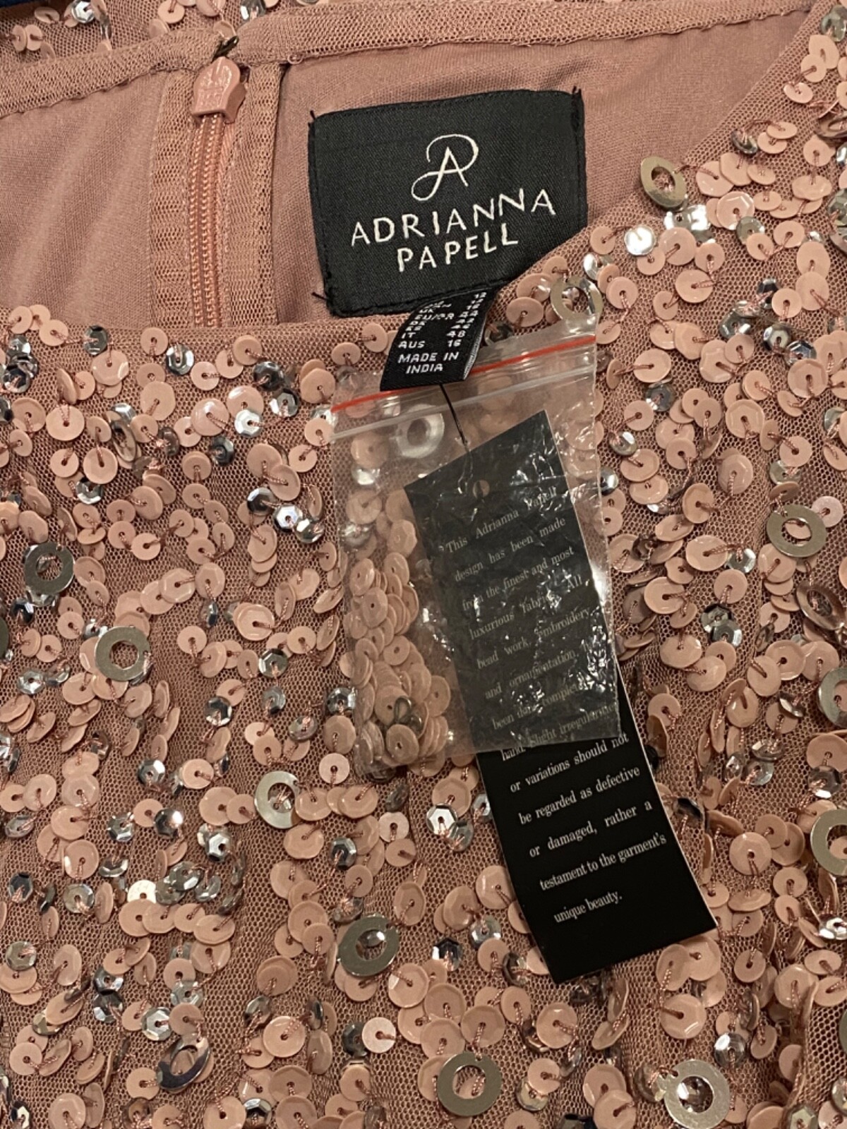 Foto 7 di 9