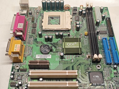 Socket 370 EPoX EP-3VWM2 Motherboard (VIA PLE133) CPU, 128 MB RAM - 第 3/8 張圖片