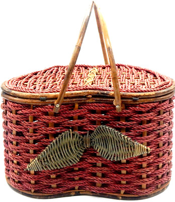 VTG Red Apple Shaped Hand Woven Rattan 16'' x 9'' Basket W/Bamboo Handles &Trim