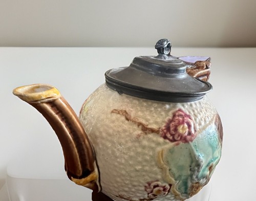 Tetera Wardle & Company Mayólica Bird & Fan sin marca con tapa de maquillaje - Imagen 4 de 9