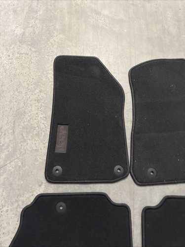 Jeep Gladiator JT 2020 2021 2022 2023 OEM Carpeted Floor Mats Full Set 4PCS - Picture 2 of 7