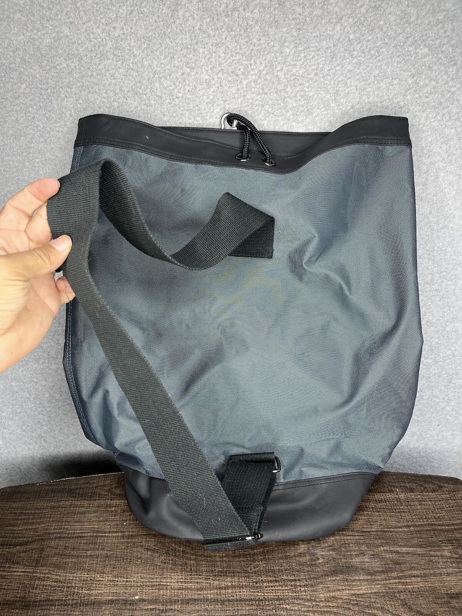 BVLGARI PARFUMS String Barrel Gray Duffle Gym Bag | eBay