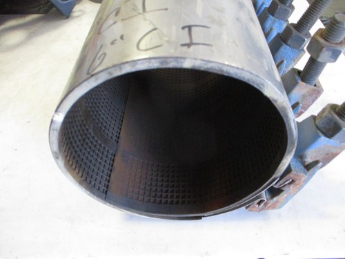 Stainless Pipe Repair Clamp SMITH-BLAIR 234 6" (6.84-7.24 OD) x 1-1/4 NPT Outlet - Picture 7 of 10