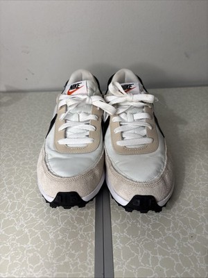 Women s Nike Waffle Debut Tan/Black- Size 10