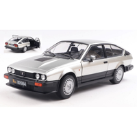 Alfa Romeo GTV6 1984 Silver 1:18 Solido Auto Stradali -D- Neues Modell