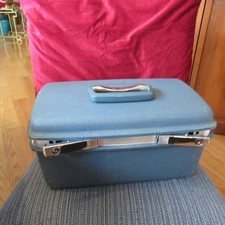 JCPenney Aspen by Samsonite Vanity Case Blue Train Luggage Cosmetic