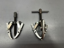 (x) VINTAGE OTC 1021 2 JAW & 3 JAW PULLER SET - MADE IN USA
