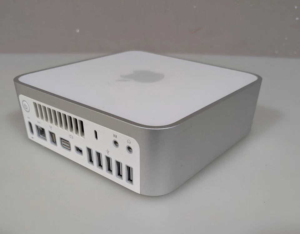 Apple MAC Mini A1283 2008 Model For Parts Or Not Working - No Power Adapter  - Image 3 of 4